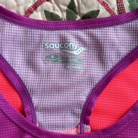 3-piece running set Size Small! - Picture 4 of 9